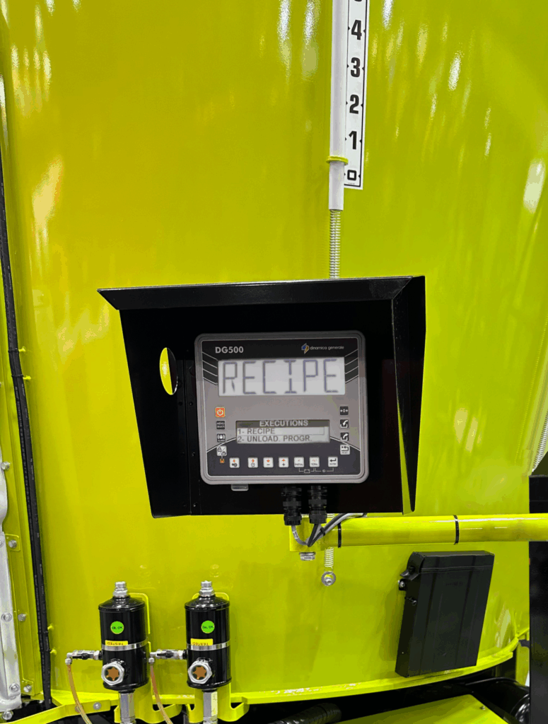 weight-indicator-precision-feeding-1