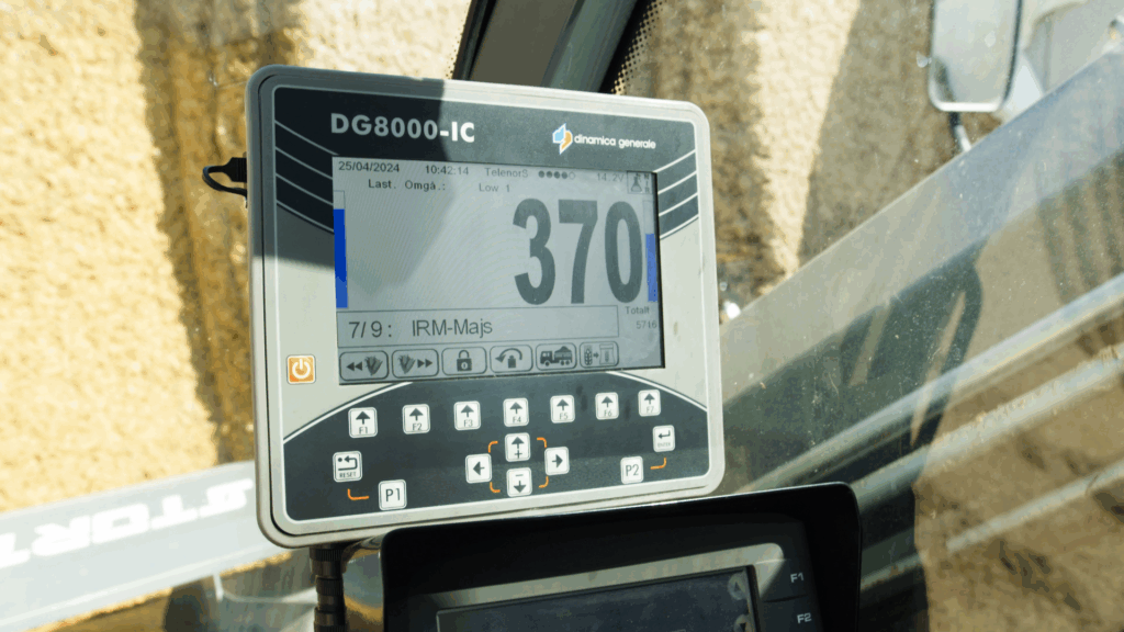 weight-indicator-precision-feeding-7