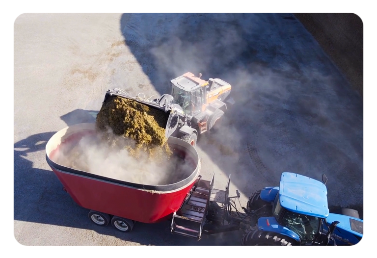 evonir-on-trailed-mixer-loading-evonir-on-trailed-mixer-unloading-TMR homogeneity