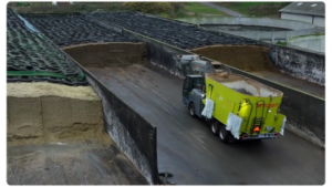 Bakkergården Mælk APS_self-propelled mixer-evonir